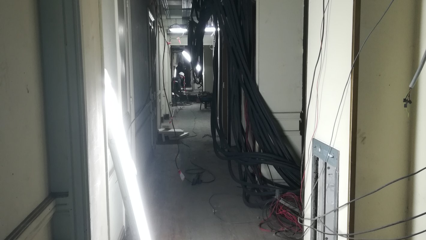 Photos de la réalisation Moulures et plinthes au Grand Palais de Biarritz