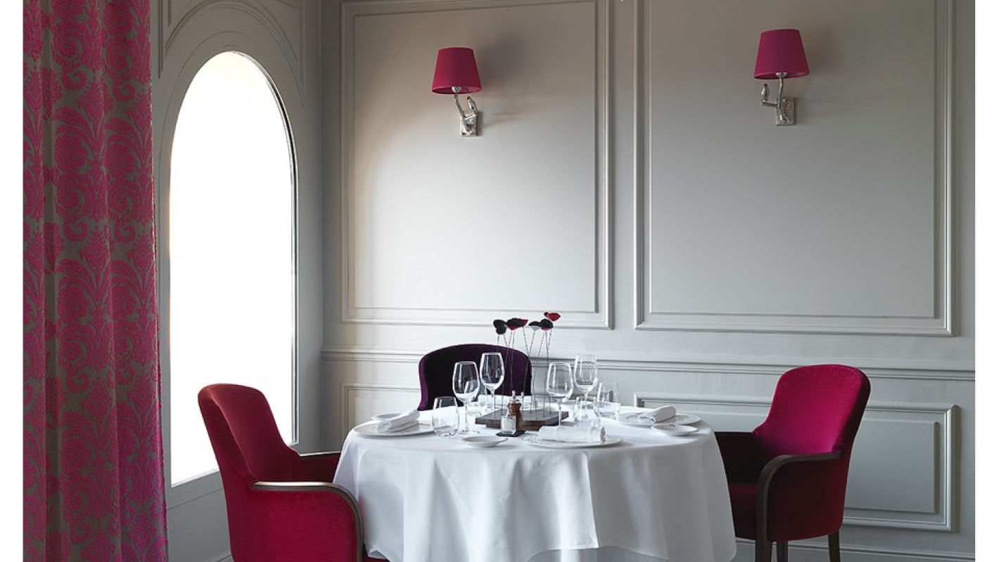 Illustration de l'article Moulures sur mesures pour un Mas